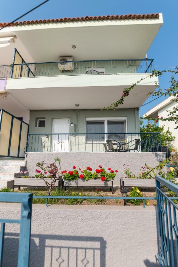 Akadimia Luxury Apartment Mytilene Exterior foto