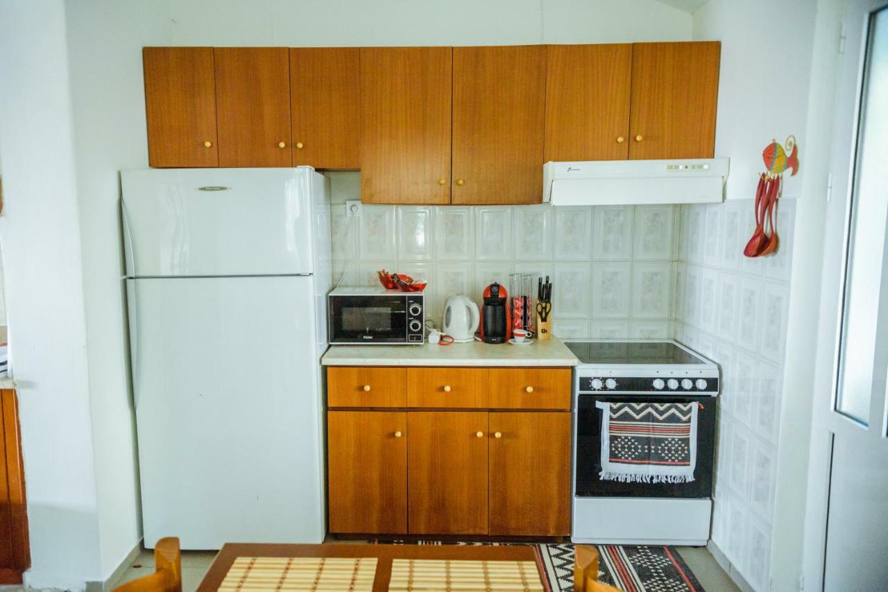 Akadimia Luxury Apartment Mytilene Exterior foto