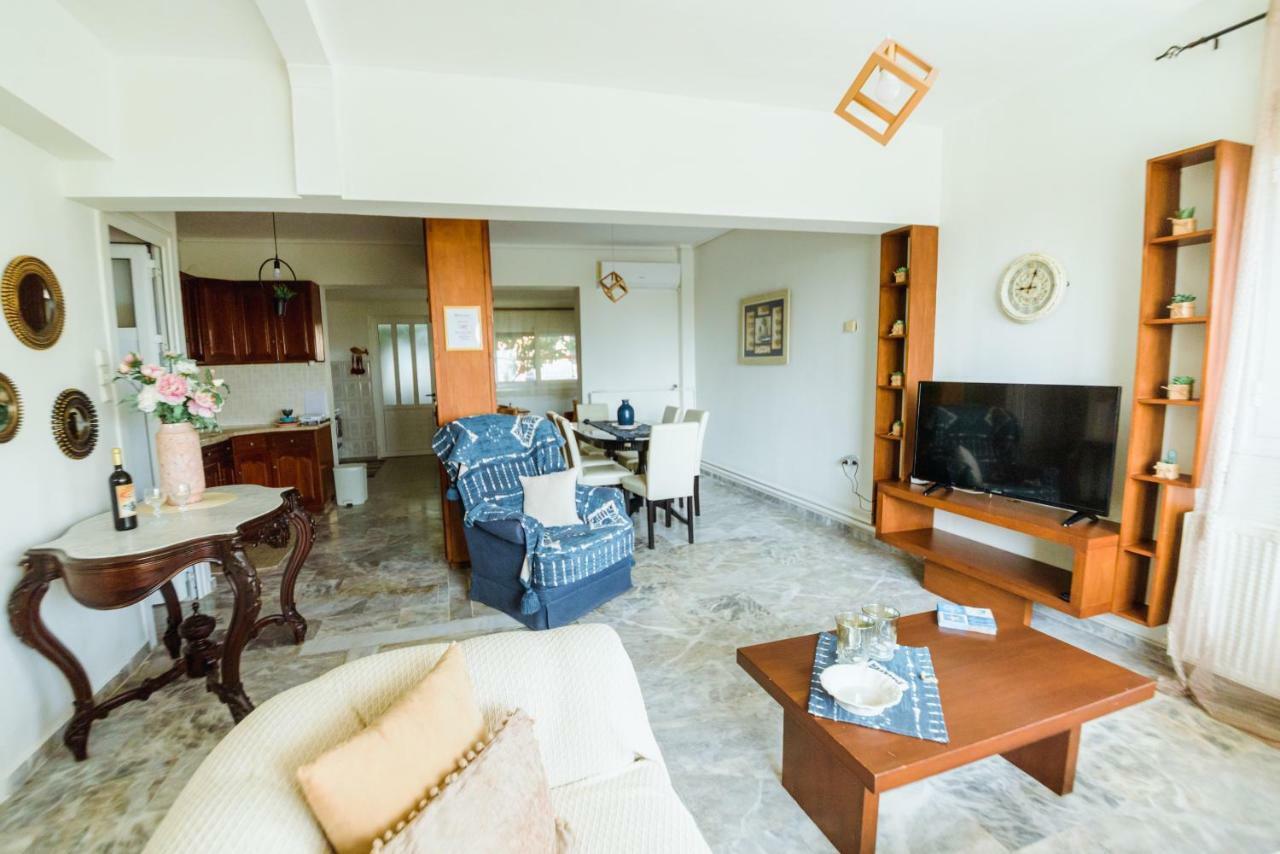 Akadimia Luxury Apartment Mytilene Exterior foto