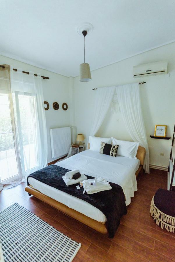 Akadimia Luxury Apartment Mytilene Exterior foto
