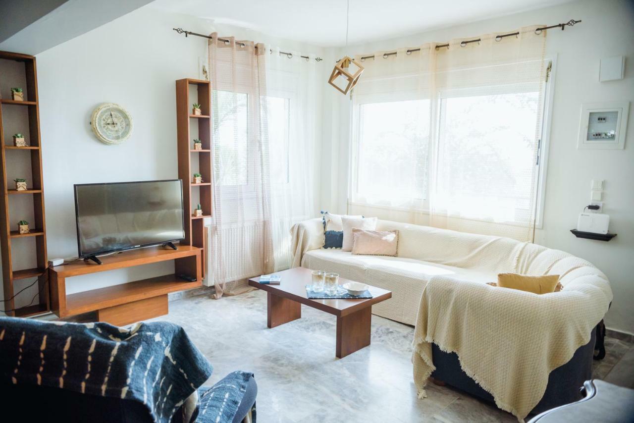Akadimia Luxury Apartment Mytilene Exterior foto